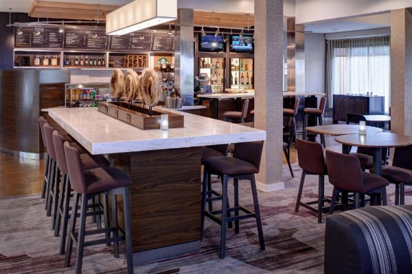 Courtyard by Marriott Des Moines West/Clive image 22