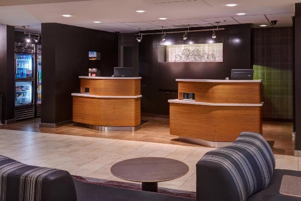 Courtyard by Marriott Des Moines West/Clive Main image